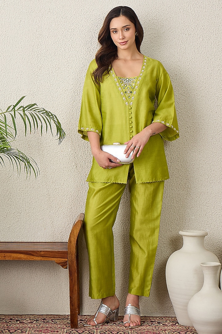 Lime Chanderi Floral Embroidered Tunic Set by First Resort by Ramola Bachchan at Pernia's Pop Up Shop