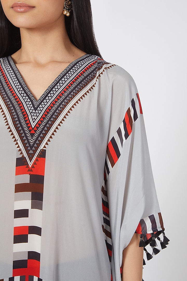 Grey Printed Kaftan by First Resort by Ramola Bachchan at Pernia's Pop Up Shop