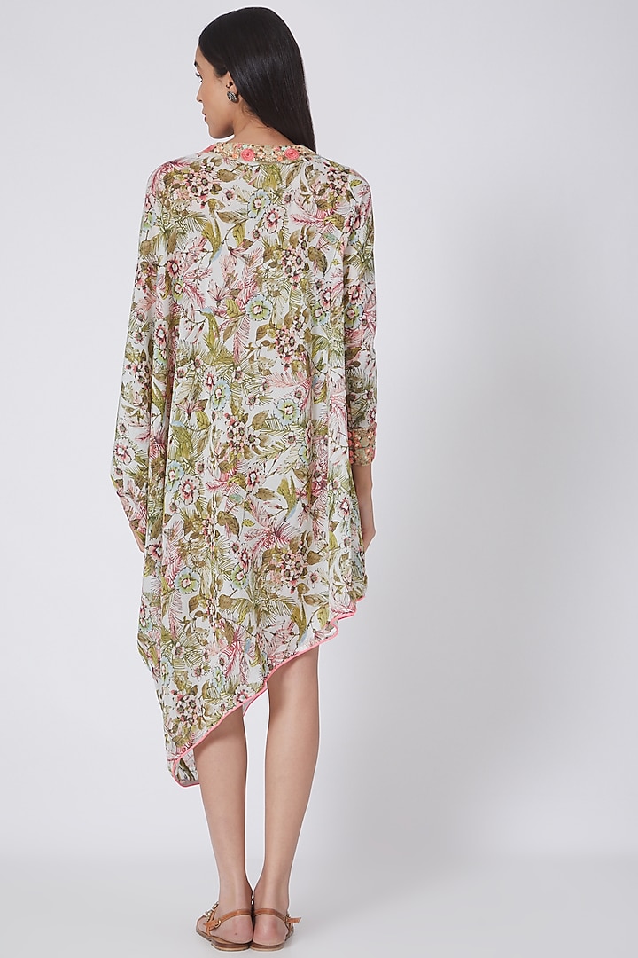Mehendi Green & White Floral Printed Kaftan by First Resort by Ramola Bachchan at Pernia's Pop Up Shop