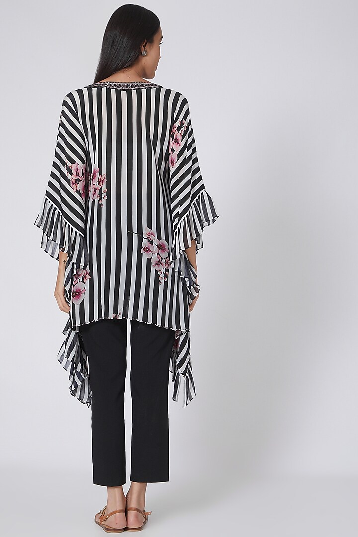 Black & White Printed Kaftan Tunic by First Resort by Ramola Bachchan at Pernia's Pop Up Shop