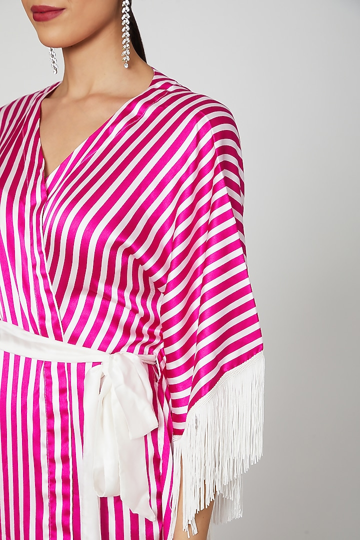 Fuchsia Printed Shrug With Belt by First Resort by Ramola Bachchan at Pernia's Pop Up Shop