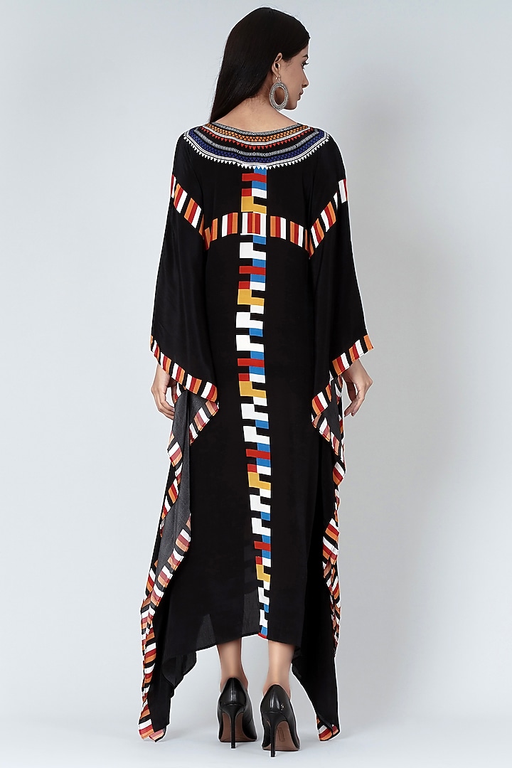 Black Geometric Printed Kaftan by First Resort by Ramola Bachchan at Pernia's Pop Up Shop