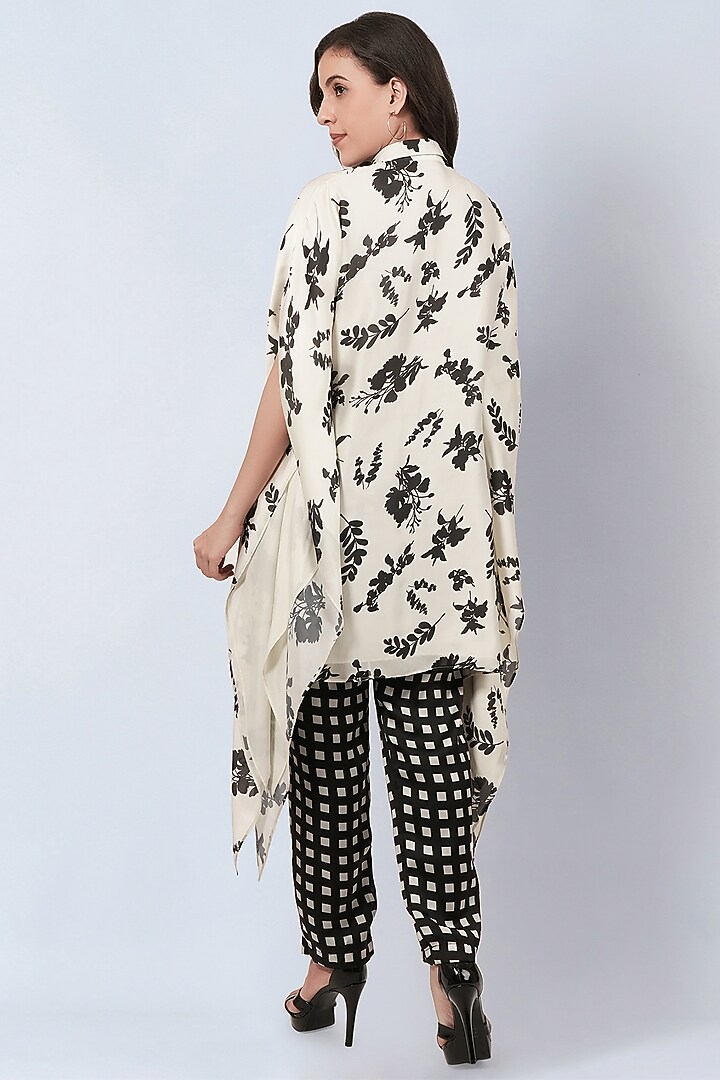 Ivory & Black Satin Georgette Floral Printed Tunic Set by First Resort by Ramola Bachchan at Pernia's Pop Up Shop
