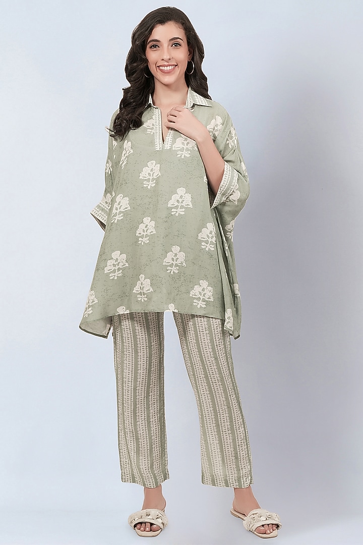 Sage Green Soft Mulmul Printed Co-Ord Set by First Resort by Ramola Bachchan at Pernia's Pop Up Shop
