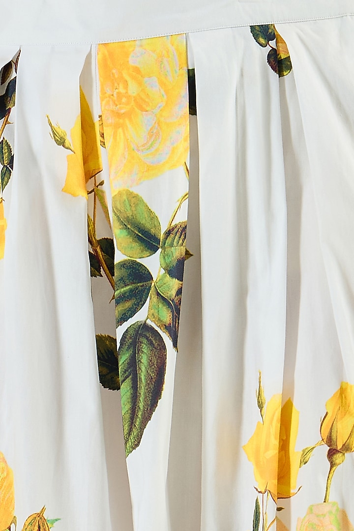 White Cotton Poplin Jacket Set by First Resort by Ramola Bachchan at Pernia's Pop Up Shop