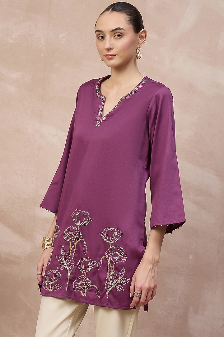 Purple Cotton Satin Zari Embroidered Short Kurta by First Resort by Ramola Bachchan at Pernia's Pop Up Shop