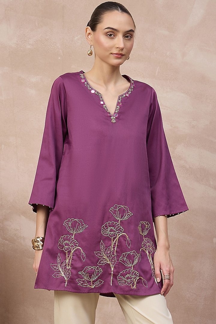 Purple Cotton Satin Zari Embroidered Short Kurta by First Resort by Ramola Bachchan at Pernia's Pop Up Shop