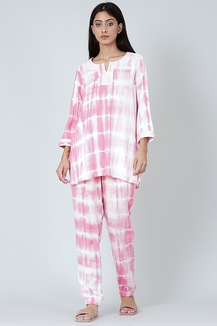 Blush Pink & White Tie-Dye Co-Ord Set by First Resort by Ramola Bachchan