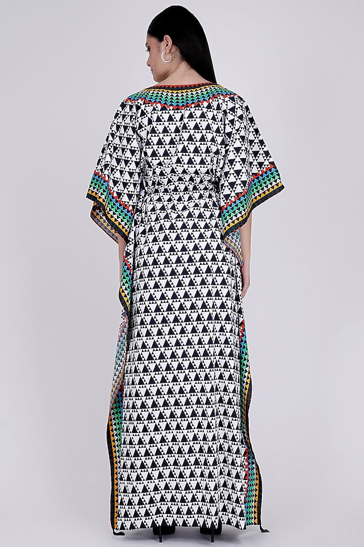 Black & White Printed Kaftan by First Resort by Ramola Bachchan at Pernia's Pop Up Shop
