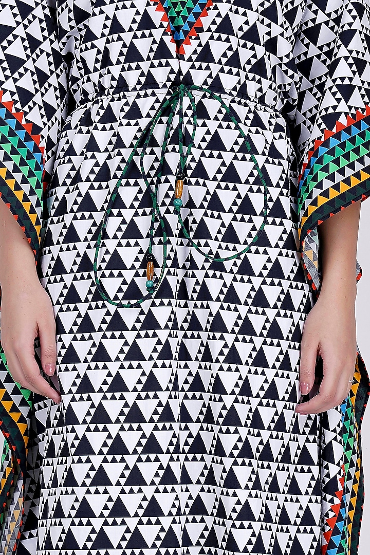 Black & White Printed Kaftan by First Resort by Ramola Bachchan at Pernia's Pop Up Shop