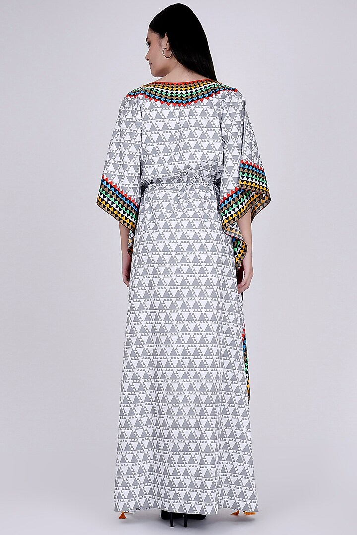 Grey & White Printed Kaftan by First Resort by Ramola Bachchan at Pernia's Pop Up Shop