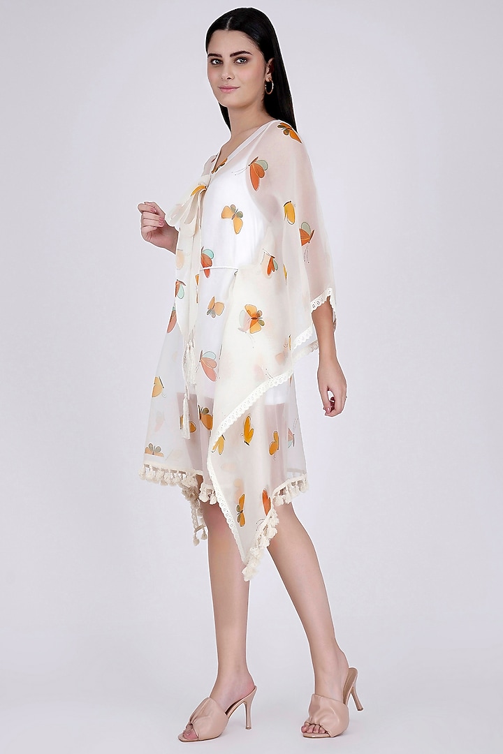 White Digital Printed Kaftan With Belt by First Resort by Ramola Bachchan at Pernia's Pop Up Shop