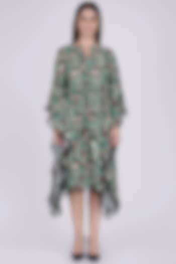 Emerald Green Digital Printed Kaftan by First Resort by Ramola Bachchan at Pernia's Pop Up Shop