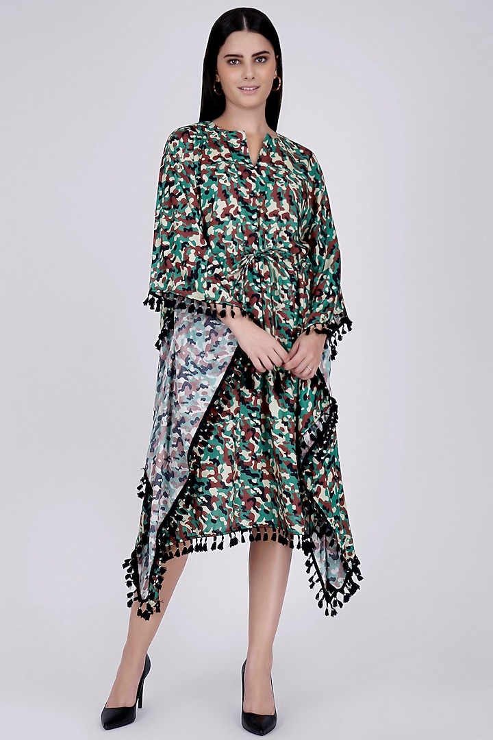 Emerald Green Digital Printed Kaftan by First Resort by Ramola Bachchan at Pernia's Pop Up Shop