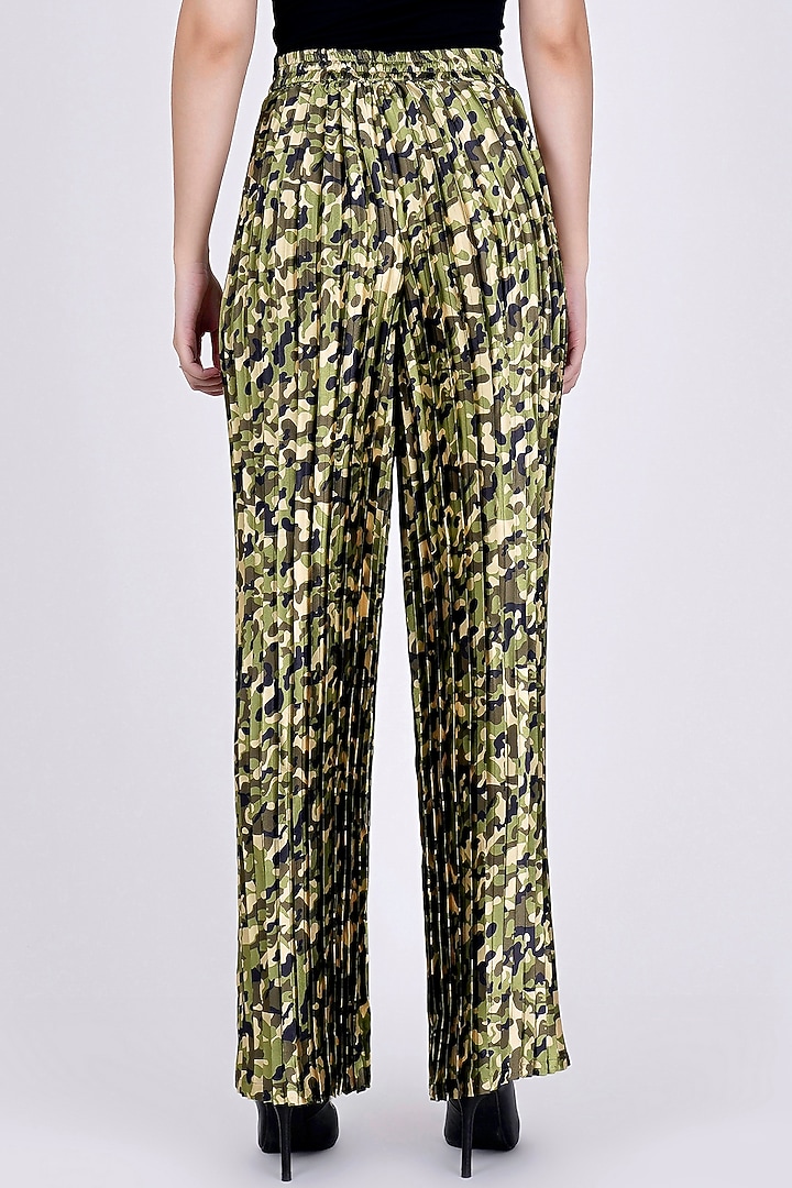Mehendi Green Printed Palazzo Pants by First Resort by Ramola Bachchan at Pernia's Pop Up Shop