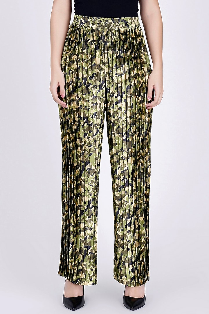 Mehendi Green Printed Palazzo Pants by First Resort by Ramola Bachchan at Pernia's Pop Up Shop