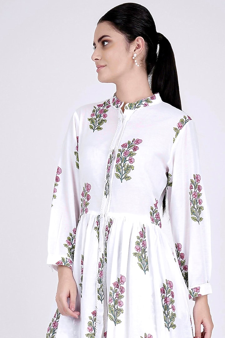 White Printed Kurta Set by First Resort by Ramola Bachchan at Pernia's Pop Up Shop