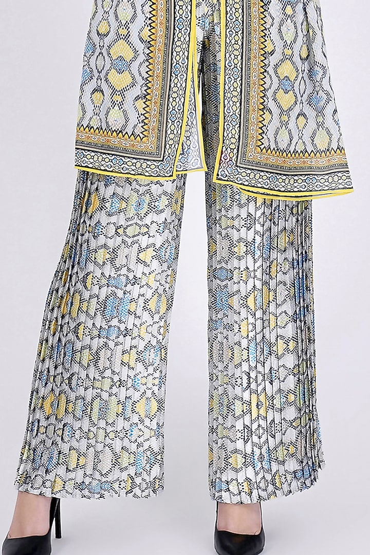 Yellow Printed Palazzo Pants & Stole by First Resort by Ramola Bachchan at Pernia's Pop Up Shop