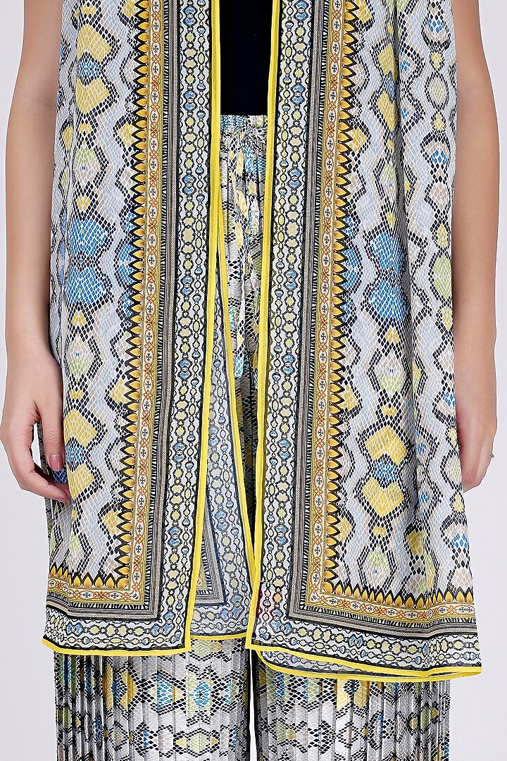 Yellow Printed Palazzo Pants & Stole by First Resort by Ramola Bachchan at Pernia's Pop Up Shop