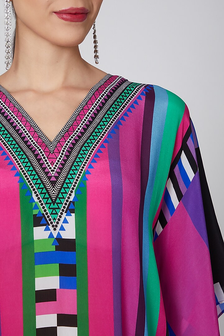 Blush Pink Geometric Printed Kaftan by First Resort by Ramola Bachchan at Pernia's Pop Up Shop