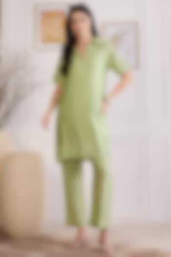 Mint Green Chanderi Cutwork Kurta by First Resort by Ramola Bachchan at Pernia's Pop Up Shop