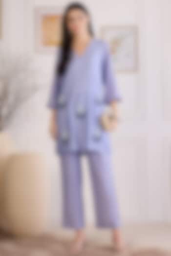 Indigo Blue Viscose Bamberg Muslin Embroidered Kurta by First Resort by Ramola Bachchan at Pernia's Pop Up Shop