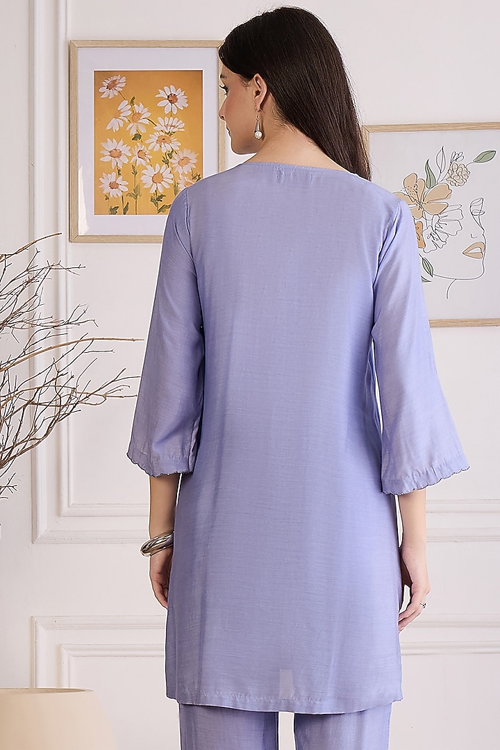 Indigo Blue Viscose Bamberg Muslin Embroidered Kurta by First Resort by Ramola Bachchan at Pernia's Pop Up Shop