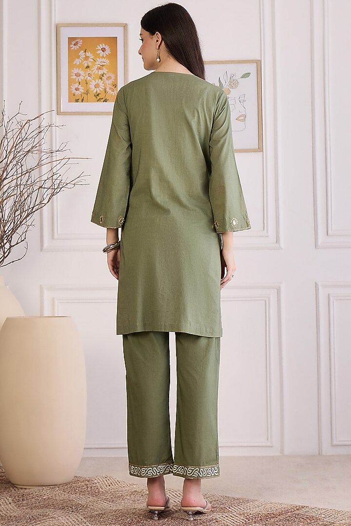 Green Cotton Cambric Embroidered Co-Ord Set by First Resort by Ramola Bachchan at Pernia's Pop Up Shop