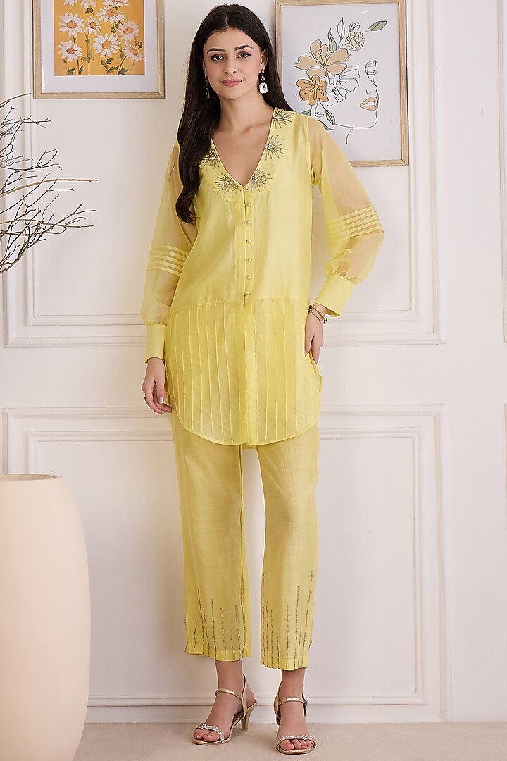 Yellow Cotton Chanderi Hand Embroidered Co-Ord Set by First Resort by Ramola Bachchan at Pernia's Pop Up Shop