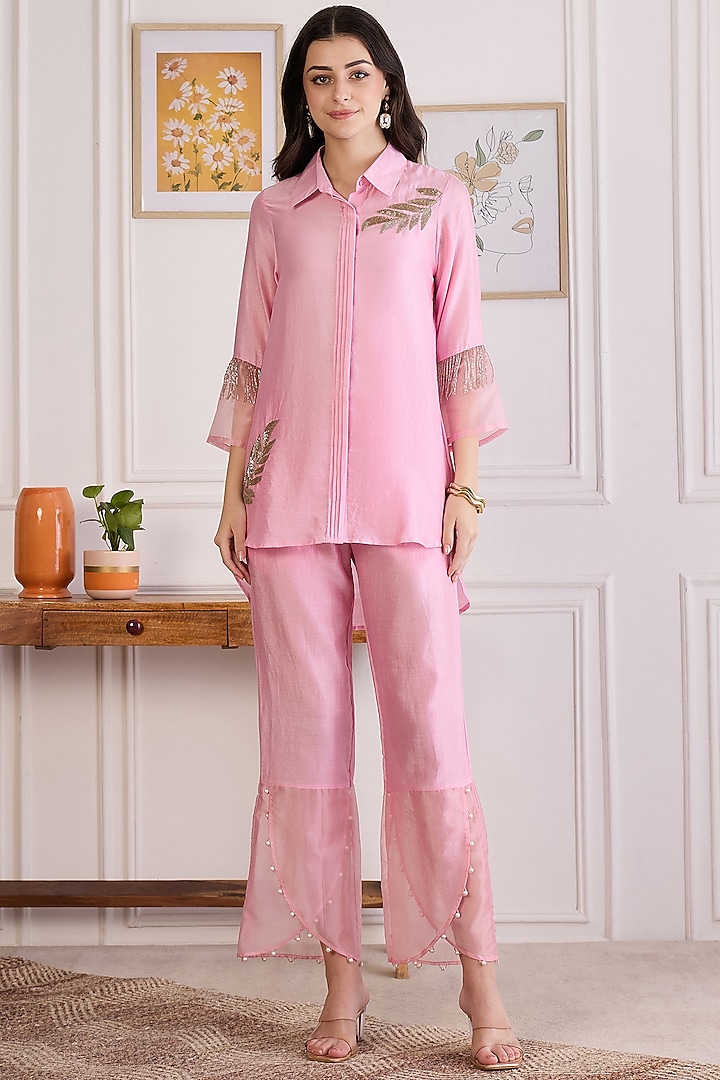 Pink Cotton Chanderi Pearl Hand Embroidered Co-Ord Set by First Resort by Ramola Bachchan at Pernia's Pop Up Shop