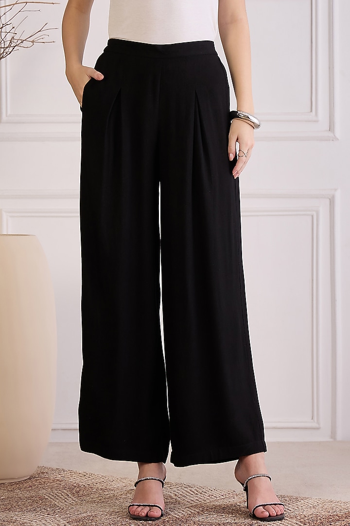 Black Rayon Twill Aari Work Co-Ord Set by First Resort by Ramola Bachchan at Pernia's Pop Up Shop
