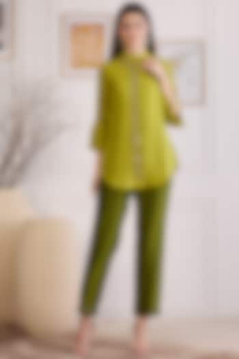 Green Habutai Silk Embroidered Co-Ord Set by First Resort by Ramola Bachchan at Pernia's Pop Up Shop