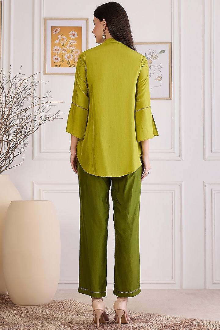 Green Habutai Silk Embroidered Co-Ord Set by First Resort by Ramola Bachchan at Pernia's Pop Up Shop