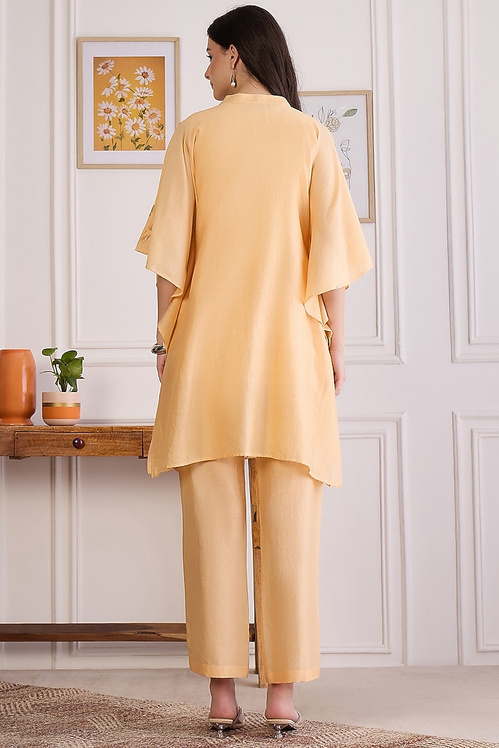 Butter Yellow Chanderi Embroidered Kaftan Set by First Resort by Ramola Bachchan at Pernia's Pop Up Shop