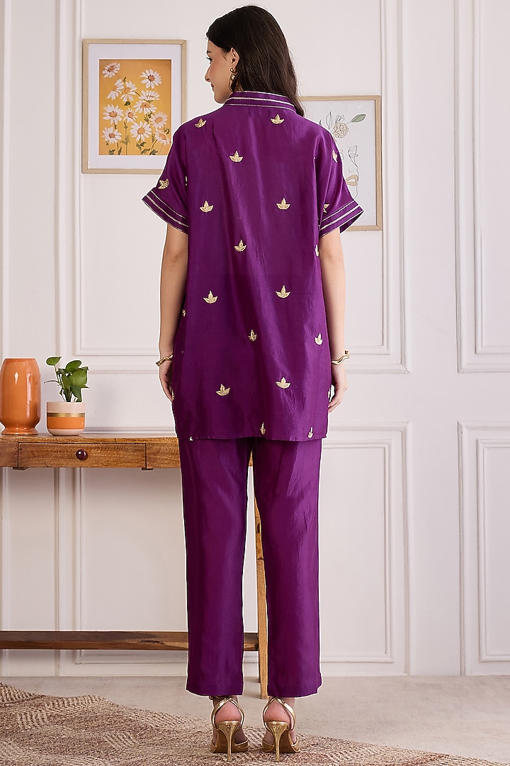 Purple Chanderi Hand Embroidered Co-Ord Set by First Resort by Ramola Bachchan at Pernia's Pop Up Shop