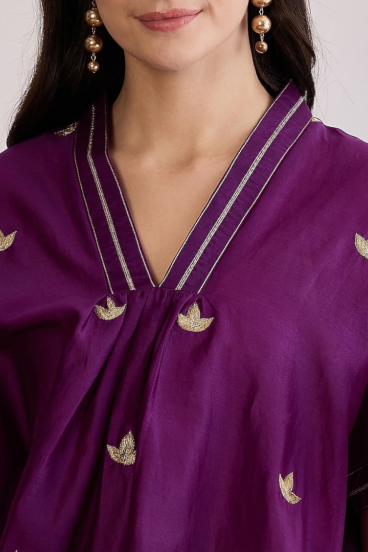 Purple Chanderi Hand Embroidered Co-Ord Set by First Resort by Ramola Bachchan at Pernia's Pop Up Shop
