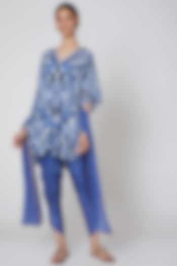 Cobalt Blue Embroidered Tunic Set by First Resort by Ramola Bachchan at Pernia's Pop Up Shop