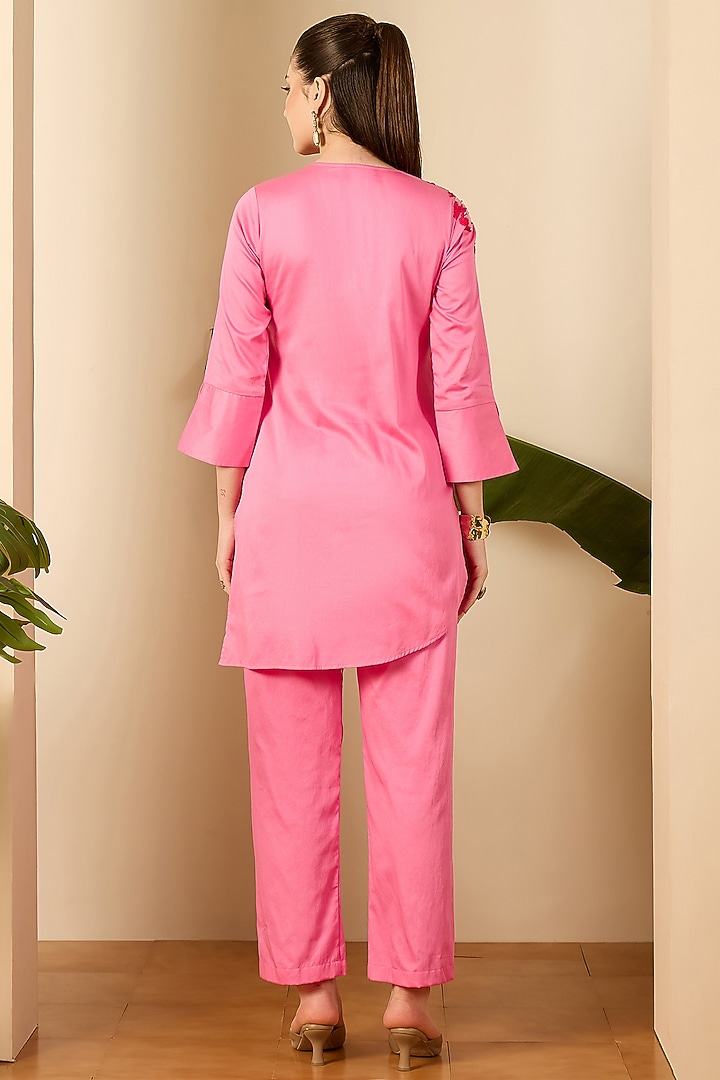 Pink Cotton Satin Floral Embroidered Co-Ord Set by First Resort by Ramola Bachchan at Pernia's Pop Up Shop
