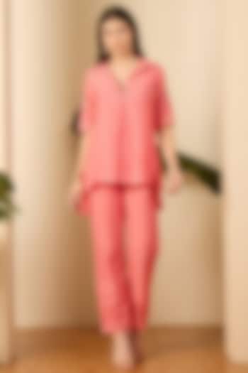Blush Pink Cotton Bemberg Muslin Co-Ord Set by First Resort by Ramola Bachchan at Pernia's Pop Up Shop
