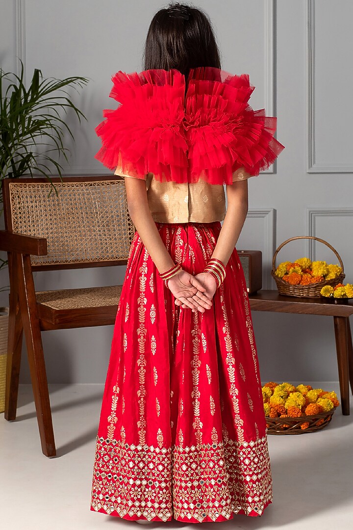 Red Net Embroidered Lehenga Set For Girls by Free Sparrow at Pernia's Pop Up Shop