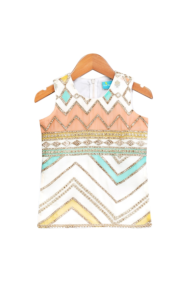 Ivory Embroidered Kurta Set For Girls by Free Sparrow at Pernia's Pop Up Shop