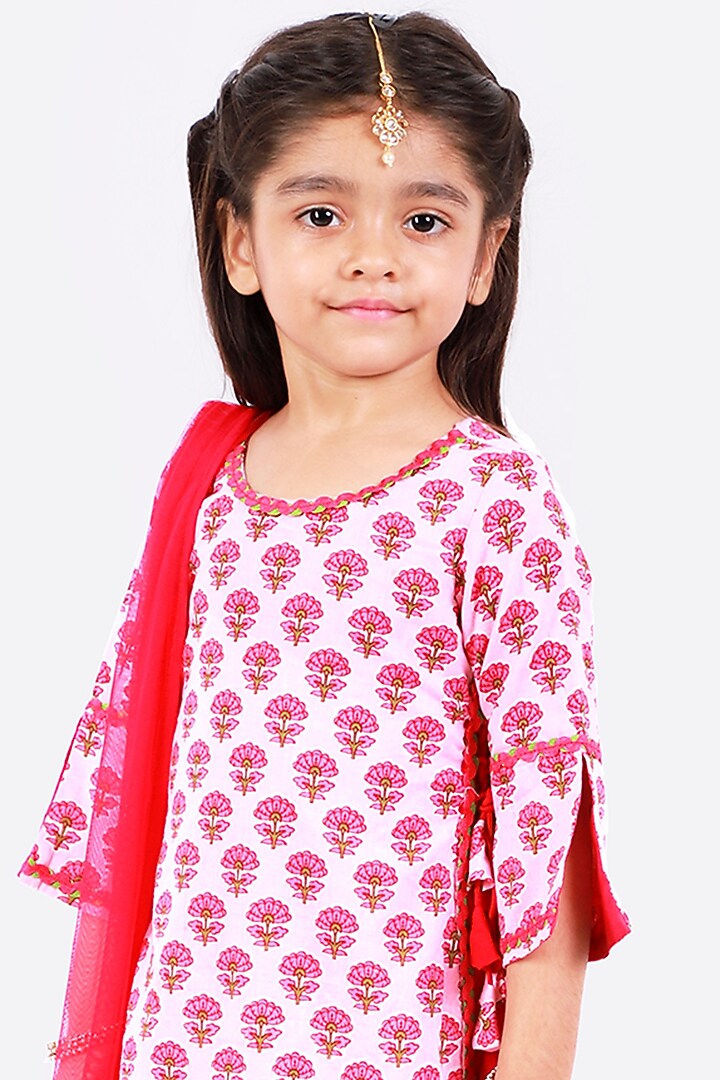 Blush Pink & Candy Pink Printed Anarkali Set For Girls by Free Sparrow at Pernia's Pop Up Shop