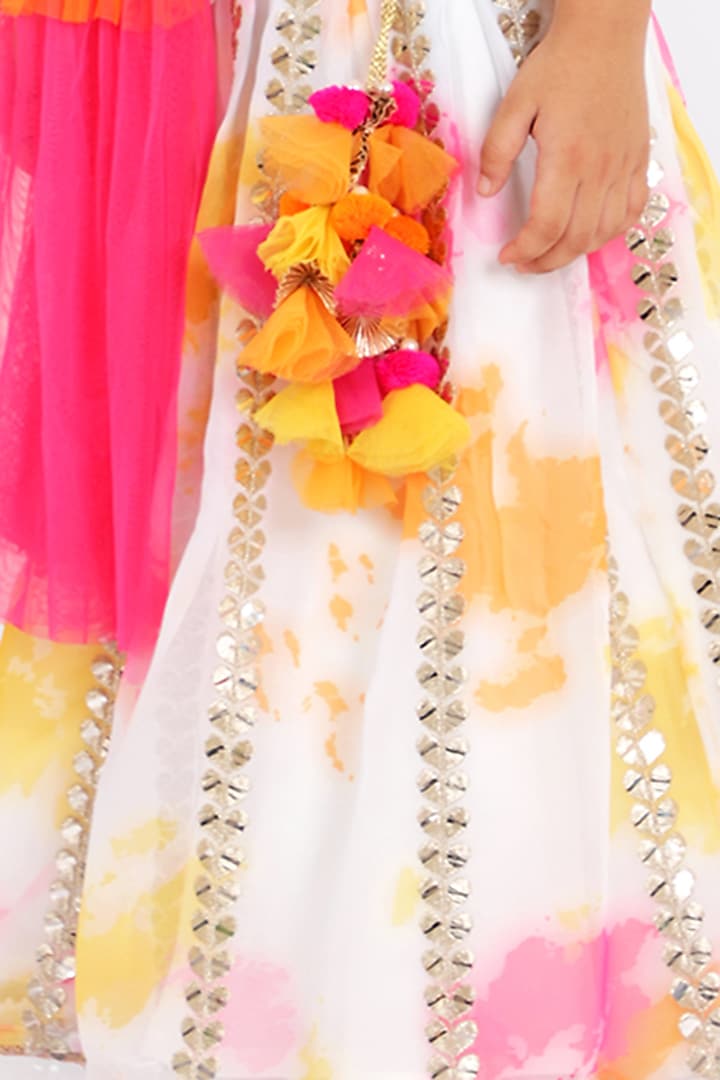 White Tie-Dyed Lehenga Set For Girls by Free Sparrow at Pernia's Pop Up Shop