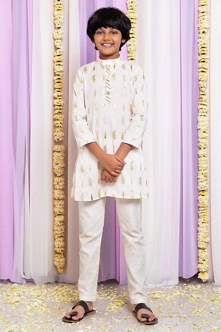 Ivory Chanderi Embroidered Kurta Set For Boys by Free Sparrow at Pernia's Pop Up Shop