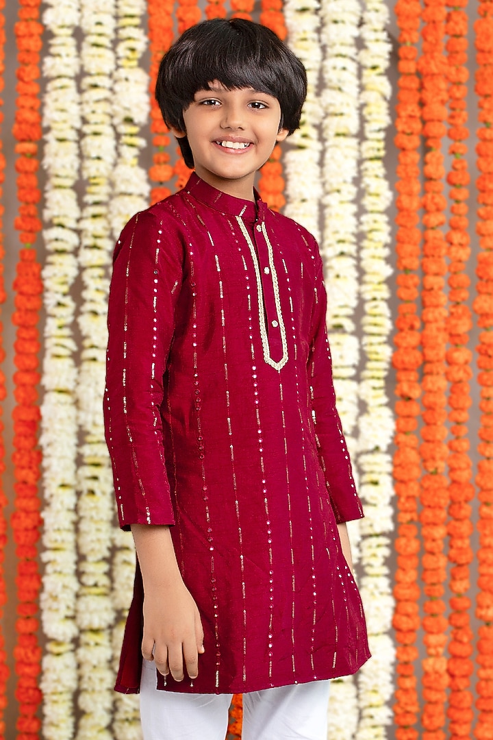Wine Cotton & Silk Thread Embroidered Kurta Set For Boys by Free Sparrow at Pernia's Pop Up Shop