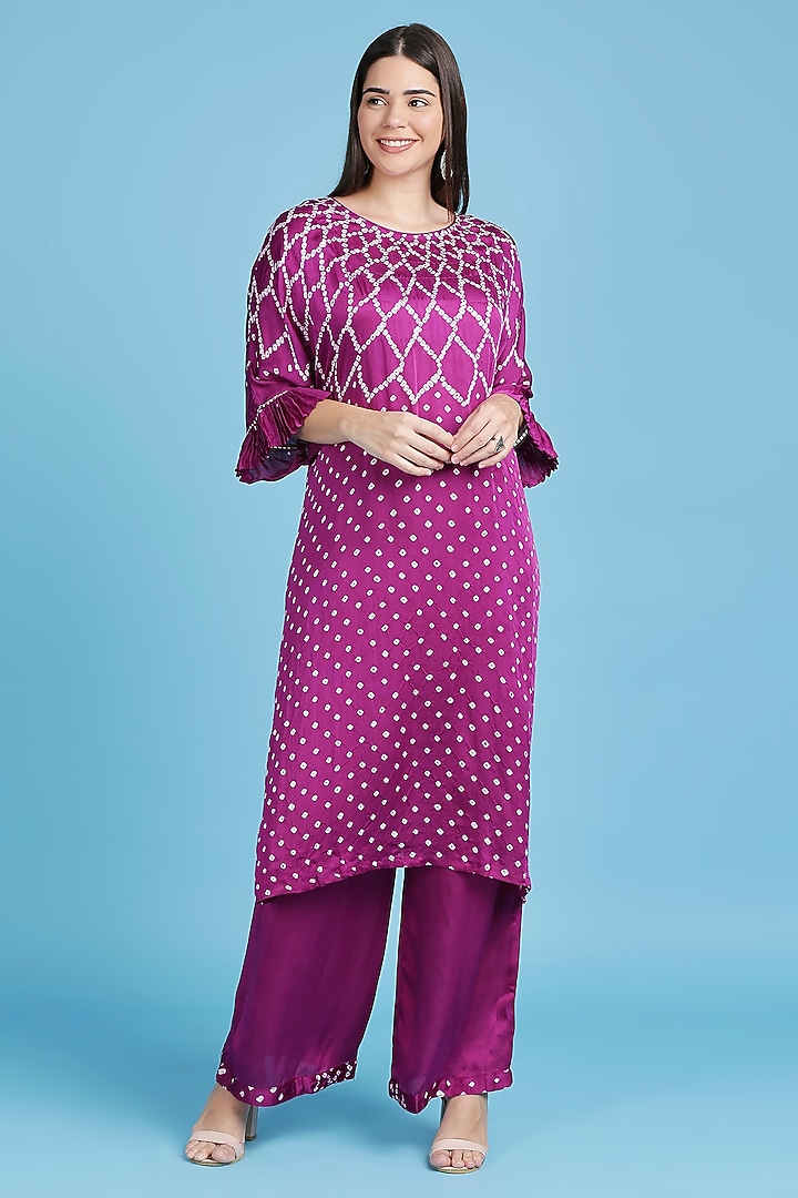 Magenta Bandhani Kurta set by ILAPTI at Pernia's Pop Up Shop