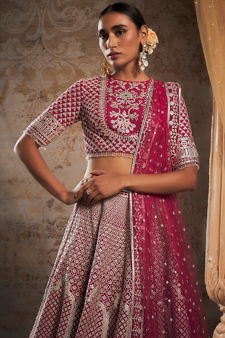 Pink Tulle Bridal Bridal Lehenga Set by Falguni Shane Peacock at Pernia's Pop Up Shop