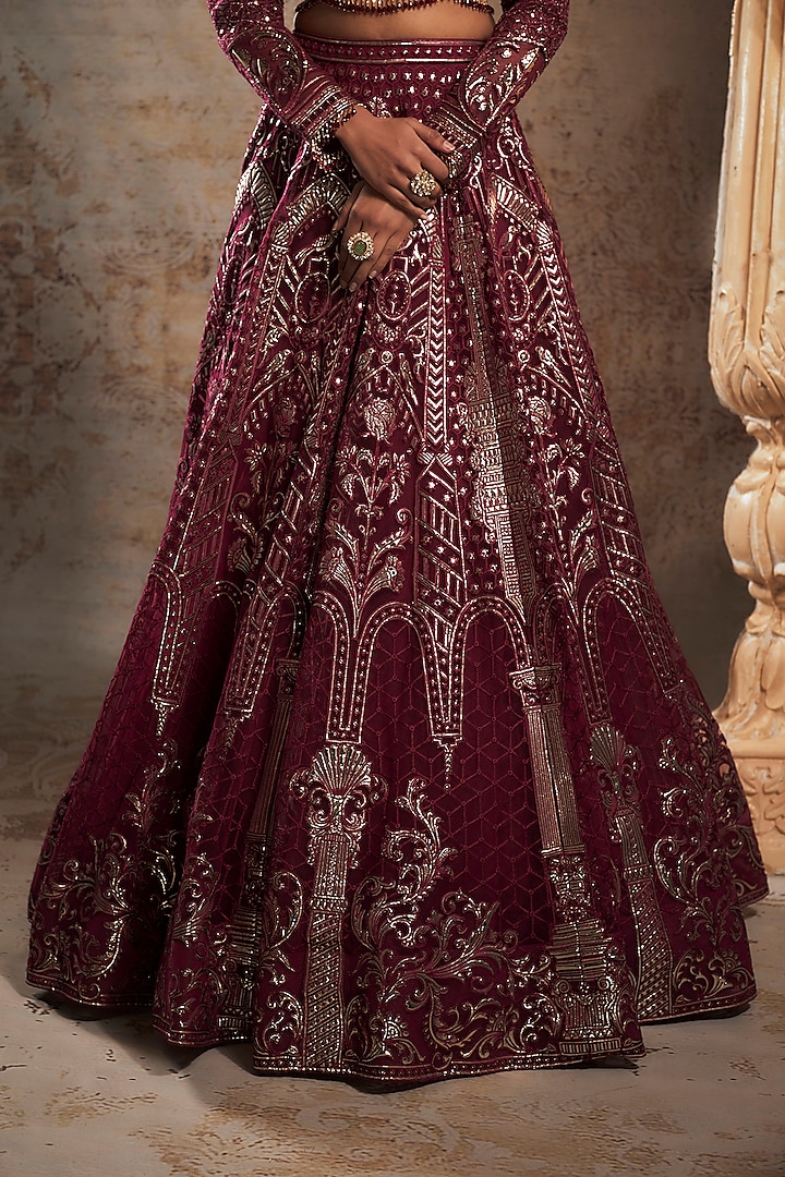 Maroon Tulle Bridal Bridal Lehenga Set by Falguni Shane Peacock at Pernia's Pop Up Shop