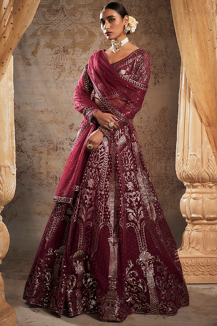 Maroon Tulle Bridal Bridal Lehenga Set by Falguni Shane Peacock at Pernia's Pop Up Shop