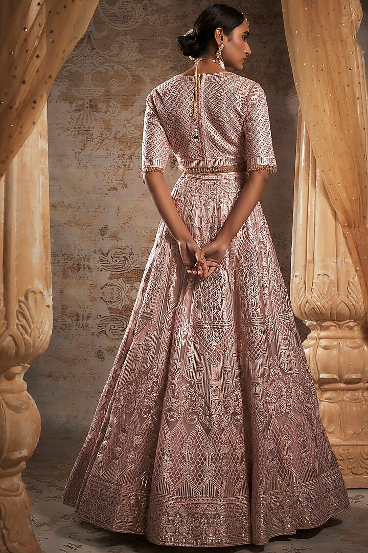 Pink Tulle Bridal Bridal Lehenga Set by Falguni Shane Peacock at Pernia's Pop Up Shop